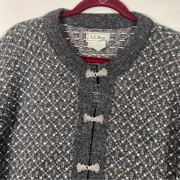 L. L. Bean Vintage Knit Gray/White Pattern Nordic Cardigan Sweater Size Large - Picture 5 of 11